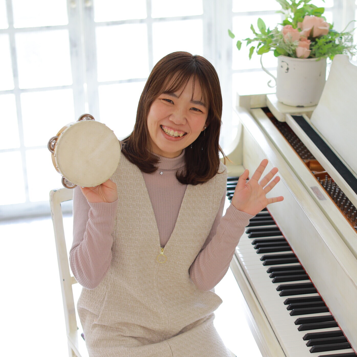 鈴木 恵深 | 覚王山・茶屋ヶ坂の子ども音楽教室｜リトミック・ピアノ